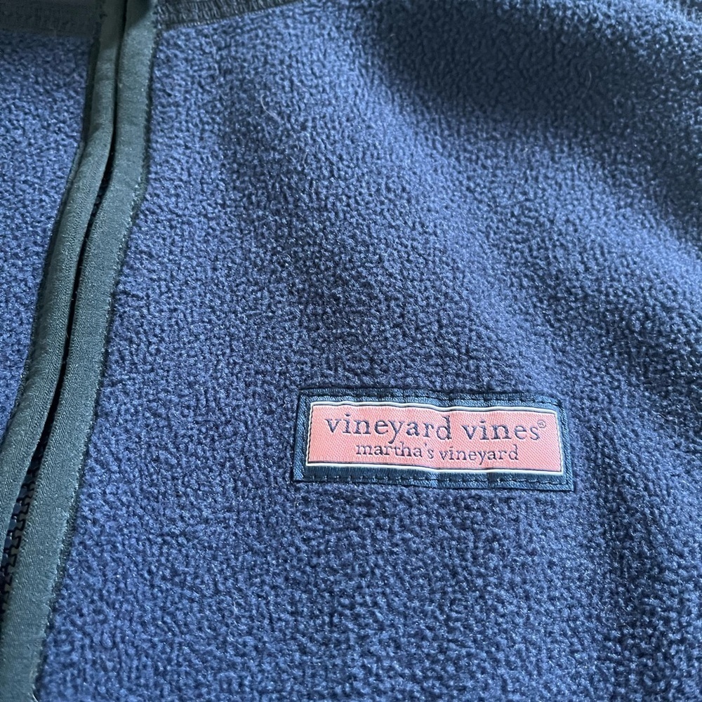 Vineyard Vines men’s Small Navy  Fleece Vest - Picture 4 of 4